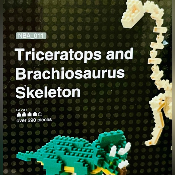 NEW Nanoblock Triceratops & Brachiosaurus - Picture 4 of 5